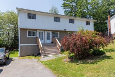 56 Hillcrest Avenue — photo 3