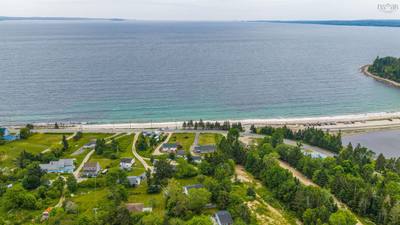 9583 St Margarets Bay Rd — photo 4