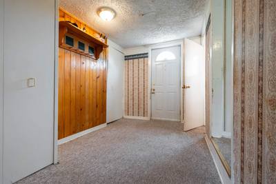 111 Minto Road — photo 4