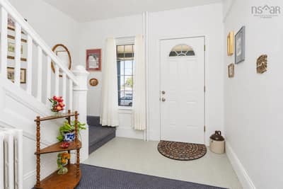 26 Hugh Street — photo 4
