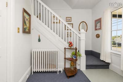 26 Hugh Street — photo 5