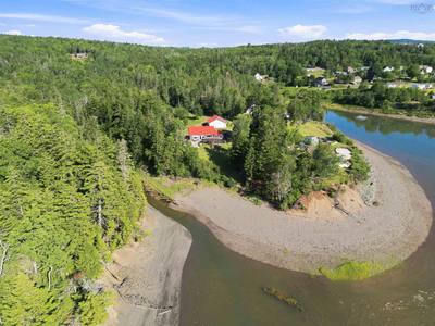 146 Pinky Creek Road — photo 8