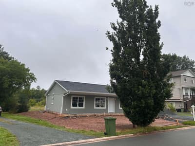 39 Asquith Avenue — photo 3