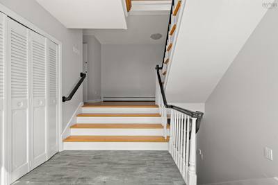 6201 Regina Terrace — photo 5