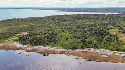 Oceanfront At Eagle Point Road — photo 4