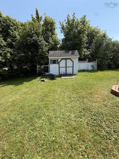 65 Macdonald Street, Antigonish, N.S. — photo 4