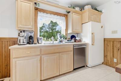 5773 Stellarton Trafalgar Road — photo 8