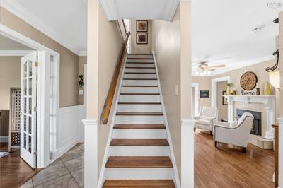 1432 Lucasville Road — photo 3