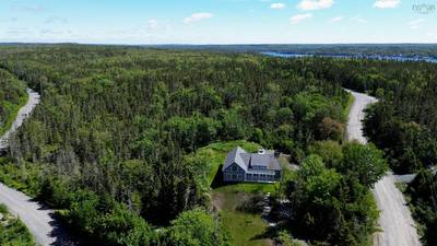 667 Shad Point Parkway — photo 4