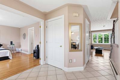 51 Parklyn Court — photo 4