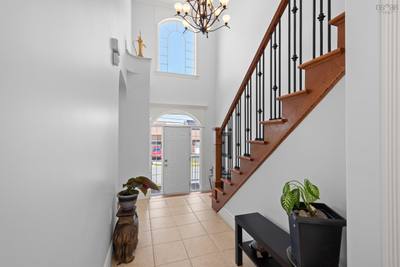 31 Transom Drive — photo 3