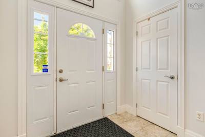 88 Bellbrook Crescent — photo 2