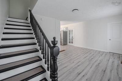 35 Foxbrook Road — photo 3