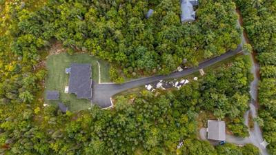 10 Hawkins Drive — photo 3