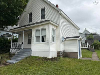 416 Pleasant Street — photo 2