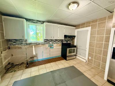 27 Starrs Road — photo 2