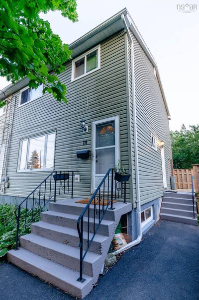 14 Huntingdon Drive — photo 3