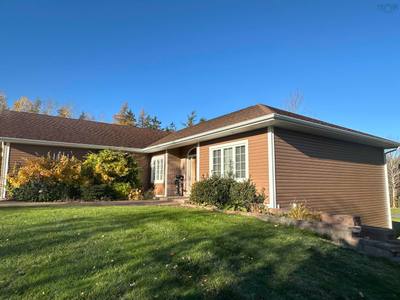 1621 Maclellans Brook Road — photo 3