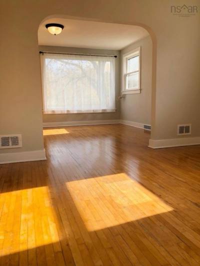 6 Mclean Street — photo 4