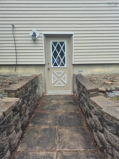 18 Maple Court — photo 5