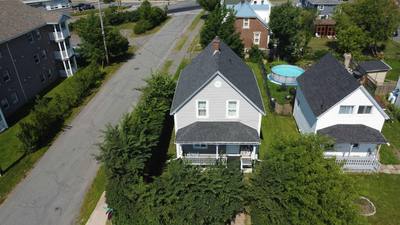 471 South Albert Street — photo 2