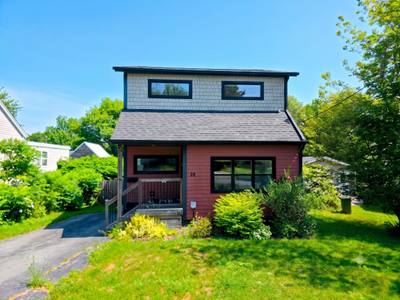 28 Pine Grove Drive — photo 2