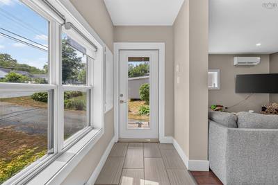 28 Pine Grove Drive — photo 4
