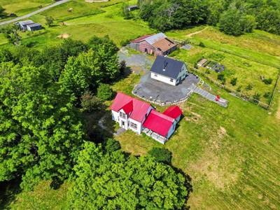 1368 Highway 208 — photo 4