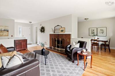 104 Joffre Street — photo 6