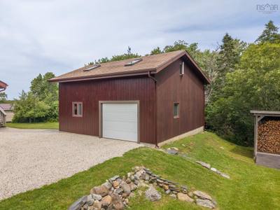 121 Mill Road — photo 4