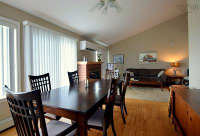 24 Cameron Drive — photo 5