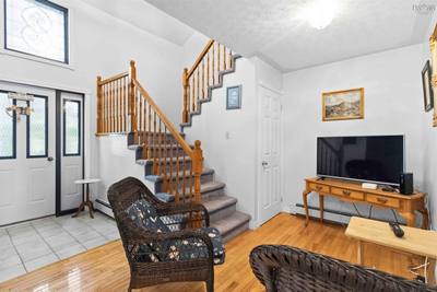 85 Woodland Park — photo 8