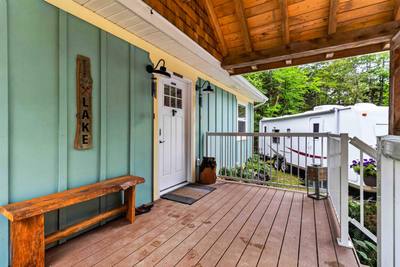619 Lakecrest Drive — photo 5