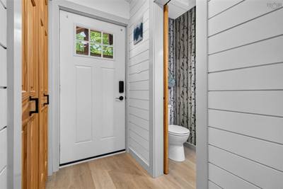 619 Lakecrest Drive — photo 6