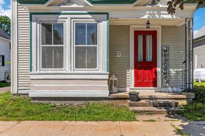 17 Washington Street — photo 6
