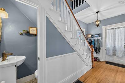 17 Washington Street — photo 8