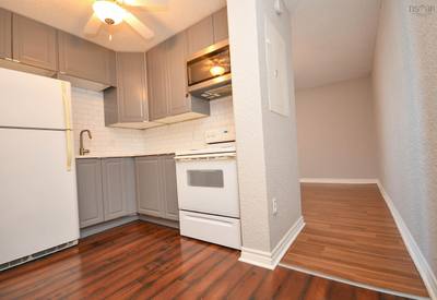 5572 North Ridge Road #710 — photo 2