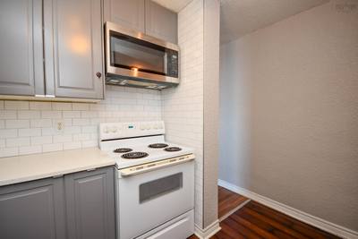 5572 North Ridge Road #710 — photo 4