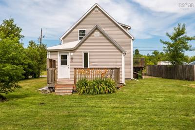 219 George Street — photo 3