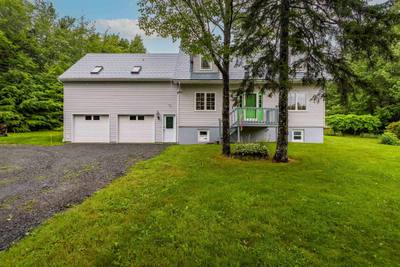 32 Kipawa Crescent — photo 2