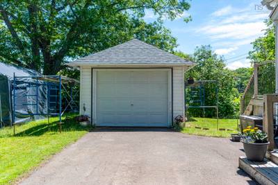 68 Connaught Avenue — photo 3
