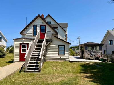 19 Crest Street — photo 3