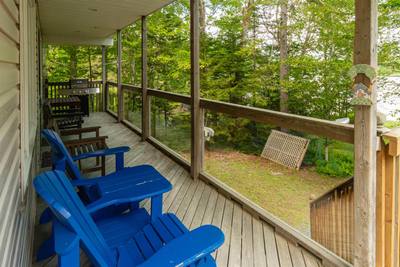 188 Douglaswood Drive — photo 3