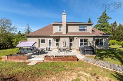 31 Grebe Avenue — photo 3