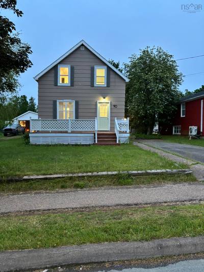 90 Hillcrest Ave — photo 2