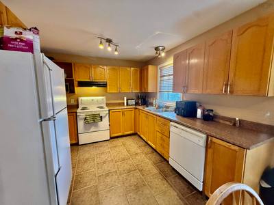 6 Beacon Street — photo 6