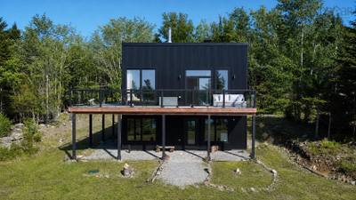 93 Maple Leaf Drive — photo 4