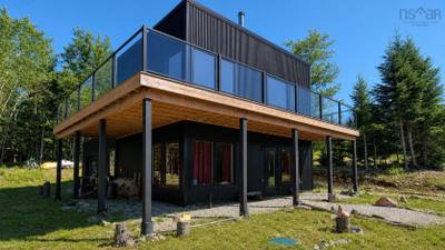 93 Maple Leaf Drive — photo 5
