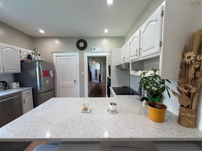 260 York Street — photo 6