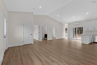 1062 Mines Road — photo 7